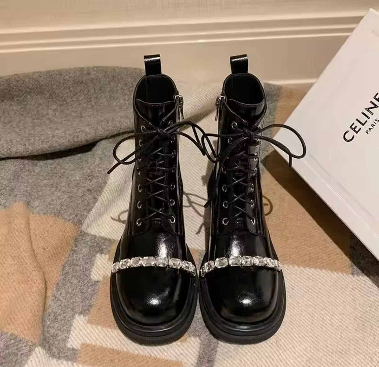 Boots Crystie